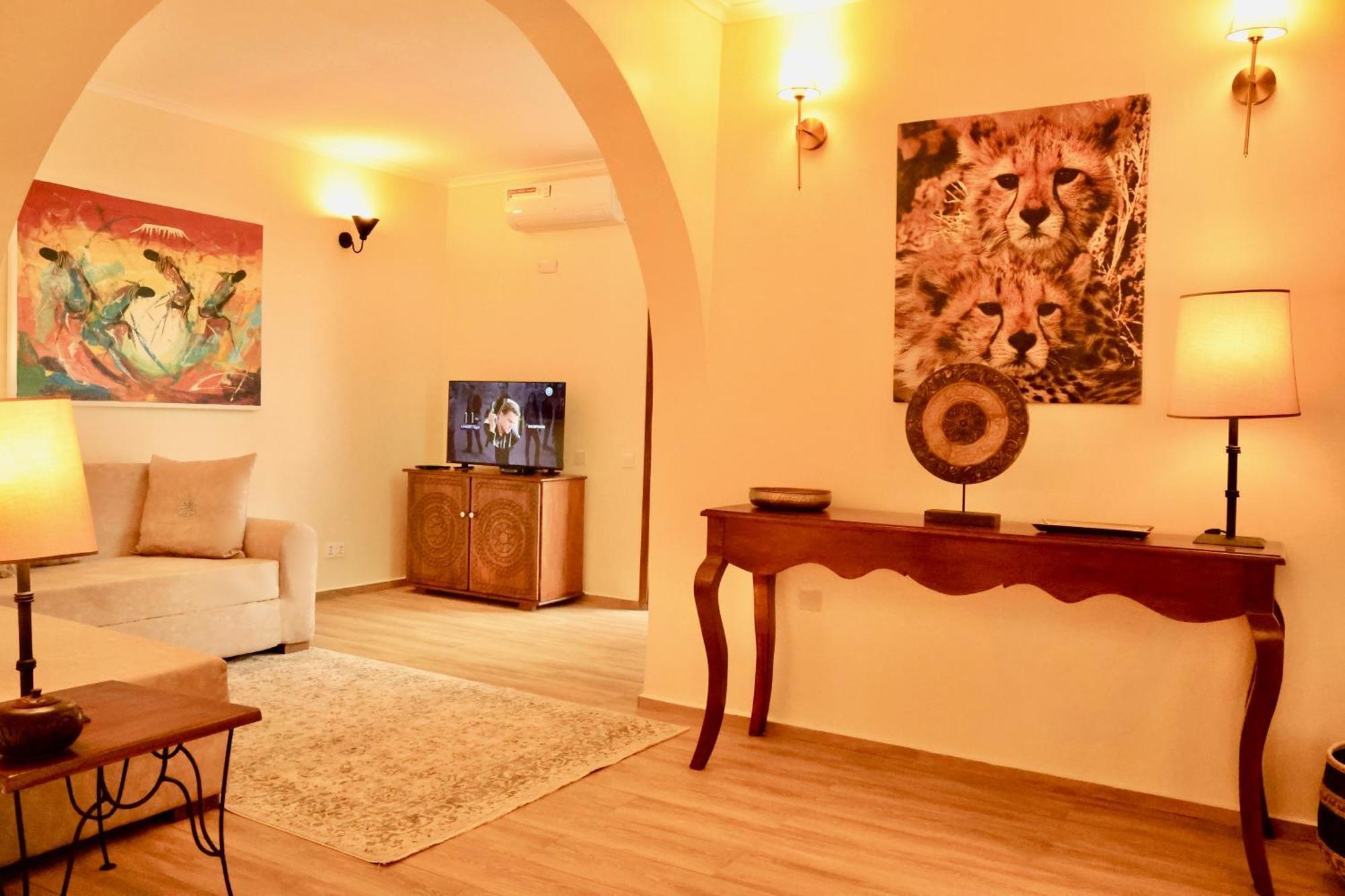 Pink Flamingo Boutique Hotel Moshi Luaran gambar