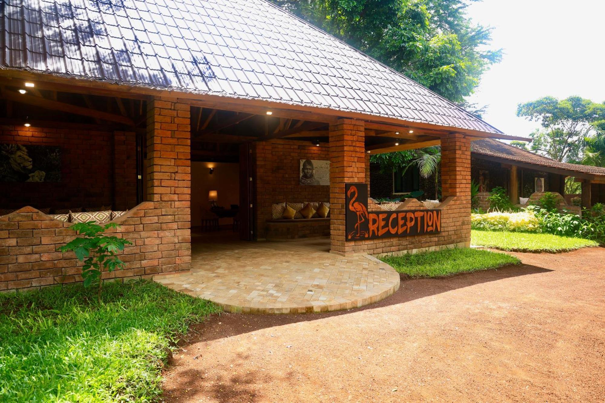 Pink Flamingo Boutique Hotel Moshi Luaran gambar
