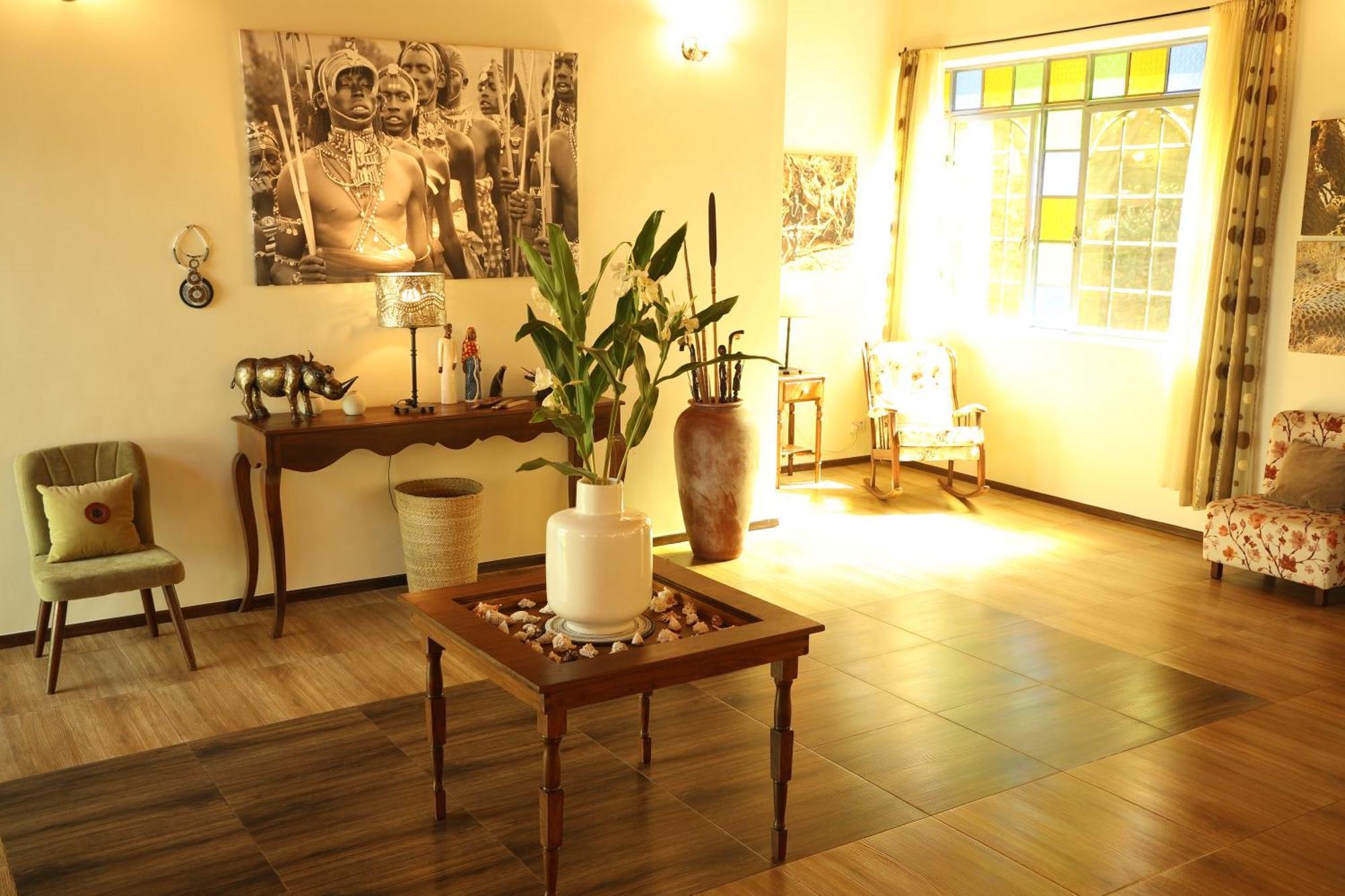 Pink Flamingo Boutique Hotel Moshi Luaran gambar